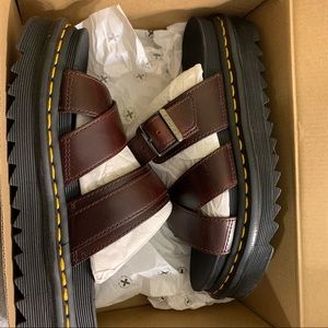 Dr. Martens Platform sandal